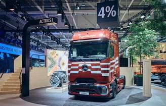 Mercedes-Benz trabalhou em uma nova plataforma de caminhões a diesel para fazer frente à necessidade de veículos a combustão no mercado europeu.