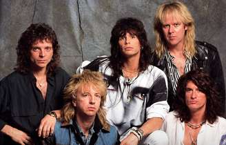 O dia em que o Aerosmith interrompeu show para protestar contra prisões de fãs
