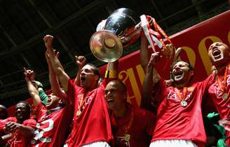 Rio Ferdinand conquistou a Champions League em 2008 com o Manchester United