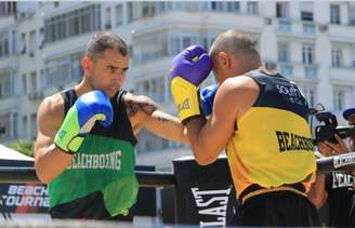 Eduardo Pachu vence luta com Rafael Palhares (Foto: Divulgação)