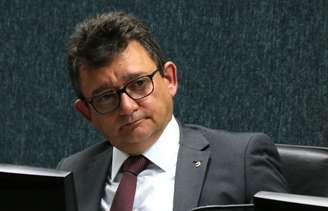 José Adonis Callou de Araújo Sá.