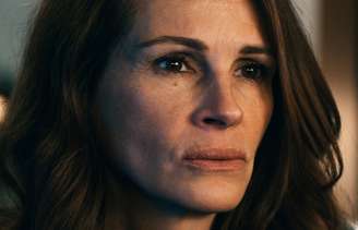 Julia Roberts quase de cara lavada em 'O Mundo Depois de Nós': "Estou envelhecendo com calma"