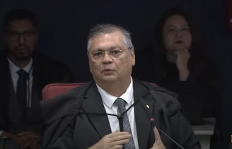Flavio Dino cita 'placares germânicos' e 7 a 1 para defender imparcialidade do STF