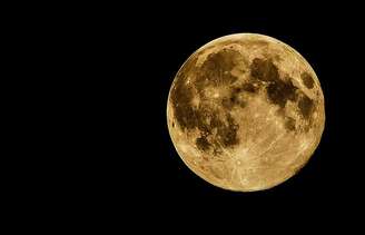 Superlua de abril