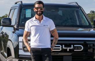 Gusttavo Lima e BYD Shark