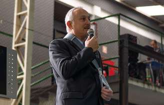 Fornara durante evento educativo na comunidade italiana