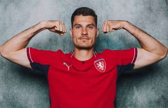 Patrik Schick, da Tchéquia, no ensaio oficial da Fifa