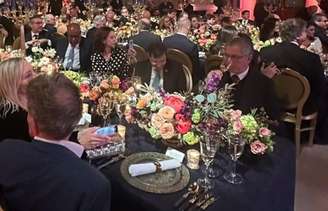 Ministro do STJ Benedito Gonçalves (à esquerda) participa de evento jurídico em Londres patrocinado pelo Banco Master.