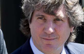 <p>Vice-presidente da Argentina, Amado Boudou, participa de uma cerimônia de apresentação de novos carros de polícia em Buenos, nesta foto de arquivo de 7 de outubro de 2013</p>