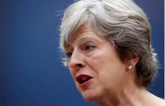 Primeira-ministra do Reino Unido, Theresa May, na cúpula da União Europeia, em Bruxelas, Bélgica 17/10/2017 REUTERS/Dario Pignatelli
