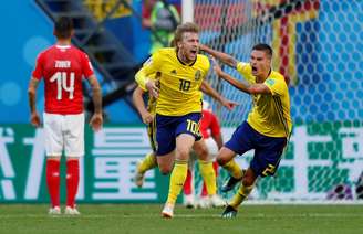 Forsberg comemora gol da Suécia contra a Suíça
