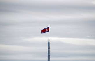 Bandeira da Coreia do Norte 24/04/2018 REUTERS/Kim Hong-Ji 