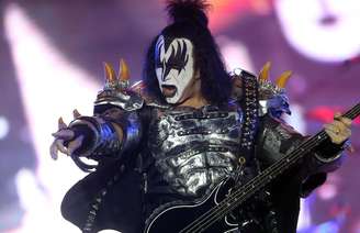 Gene Simmons, baixista do Kiss, durante apresentação no Festival Monsters of Rock.