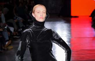 Vivi Orth para Alê Brito 