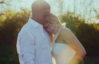 Endrick e sua esposa, a modelo Gabriely Miranda.