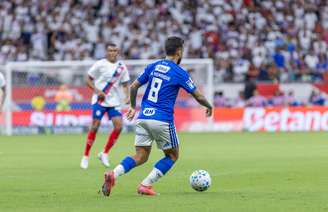 Matheus Henrique deixou o gramado no intervalo