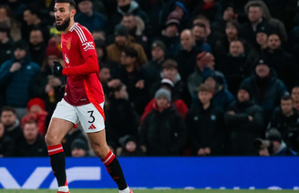 O lateral-direito Noussair Mazraoui
