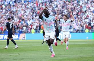 Lukaku comemora gol pela Bélgica