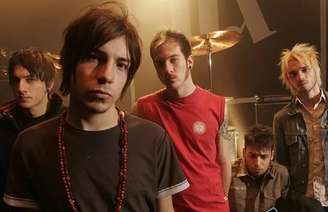 Baterista do NX Zero diz por que não gosta do primeiro disco da banda