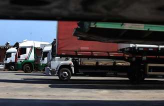 Setor de transportes é a principal fonte de pressão negativa sobre o volume total de serviços