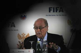 Presidente da Fifa, Joseph Blatter, fala durante coletiva de imprensa em São Petersburgo. Blatter disse nesta quinta-feira que manipulações de resultados sempre existirão no esporte e que é impossível acabar com elas, após a divulgação nesta semana de um esquema global de jogos arranjados. 20/01/2013
