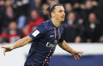 Ibrahimovic marcou os dois gols da vitória de virada do PSG contra o Nancy