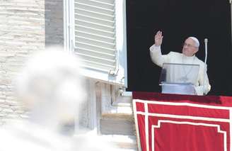 Papa Francisco mencionou o papa emérito Bento XVI como um grande exemplo de cristão