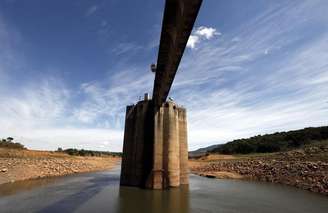 <p>O conjunto de represas Cantareira, mais importante para o abastecimento da região metropolitana de São Paulo, sofre com a estiagem</p>