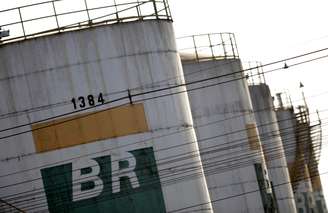 Tanques da Petrobras em Brasília, Brasil 
31/08/2017 REUTERS/Ueslei Marcelino