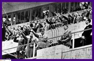 Adolf Hitler durante a cerimônia de abertura dos Jogos Olímpicos de 1936