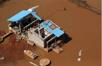 Casas destruídas pelo ciclone Idai em Buzi, perto de Beira, em Moçambique
24/03/2019
REUTERS/Mike Hutchings