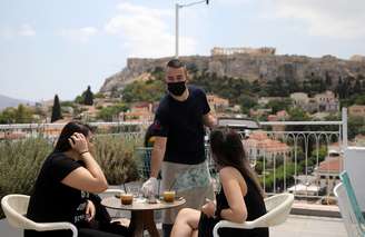Restaurante em Atenas
25/05/2020
REUTERS/Costas Baltas