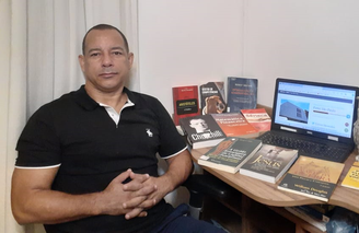 Pércio Rodrigues de Assis, de 53 anos, é aluno da graduação EaD em Gestão Empresarial na Faculdade de Tecnologia do Estado de São Paulo (Fatec).