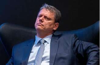 Tarcísio de Freitas, governador de São Paulo, é bem avaliado segundo pesquisa Genial/Quaest