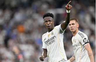 Vini Jr comemora gol pelo Real Madrid