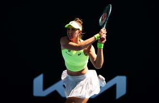 Beatriz Haddad enfrentou Yulia Putintseva na primeira rodada do Australian Open de 2026, no Melbourne Park, na Austrália