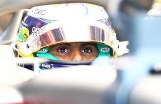 Gabriel Bortoleto durante o segundo treino livre para o GP do Bahrein, realizado na Malásia, nesta sexta-feira, 2