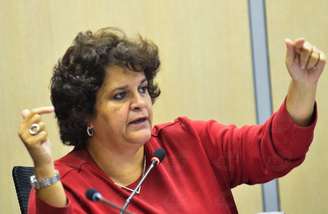 Izabella Teixeira, ministra do Meio Ambiente, em reunião de apresentação de dados sobre a Amazônia