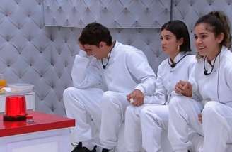 Prior, Manu e Gizelly ficaram algumas horas no Quarto Branco do 'BBB 20'.