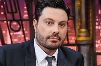 Danilo Gentili enfrenta o tribunal da internet por se irritar com obra diante de sua casa