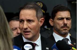 Guilherme Derrite, secretário de Segurança Pública de São Paulo, falou com jornalistas durante velório de Ruy Ferraz