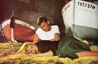Jean Louis Trintignant e Brigitte Bardot em 'E Deus Criou a Mulher'.