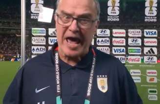 Bielsa se irritou após eliminação do Uruguai – Reprodução de TV