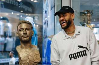 Neymar Jr é homenageado com espaço dedicado no Memorial das Conquistas do Santos, na Vila Belmiro