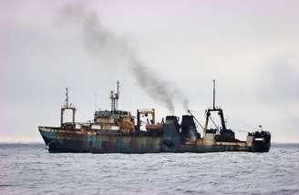 Barcos pesqueiros russos