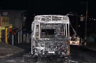 Com ônibus queimado em Cidade Ademar nesta madrugada, chega a 34 o número de coletivos atacados em 2014