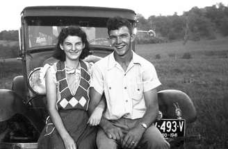Kenneth e Helen Felumlee em foto dos anos 40