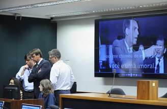 <p>Bolsonaro apresentou um documento de defesa prévia: o vídeo que deu origem aos ataques a Maria do Rosário</p>