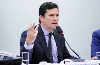 O juiz Sérgio Moro, da 13ª Vara Federal Criminal de Curitiba, recebeu denúncia na Operação Lava Jato contra ex-tesoureiro do PT Paulo Ferreira, o ex-diretor de Serviços da Petrobras Renato Duque e outras 12 pessoas.