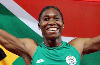 A sul-africana Caster Semenya comemora vitória nos Jogos da Commonwealth de 2018